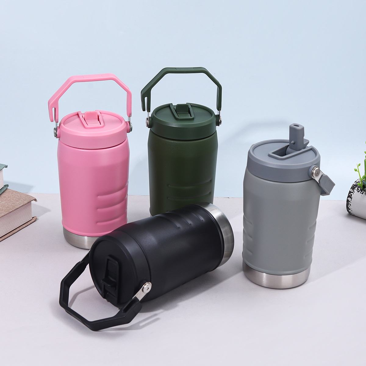 Wholesale large-capacity 304 stainless steel insulated sports water bottle, portable for outdoor hiking and camping, with camping lid